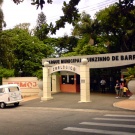 Main_entrance_to_the_Zoo_Quinzinho_de_Barros_at_Sorocaba_-_SP_-_Brazil